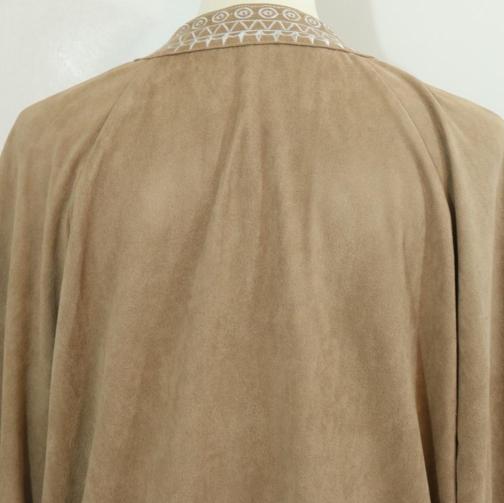 Chloah Tan Embroidered Fringe  Boho Kimono - Picture 9 of 12